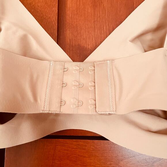 Skims Naked Plunge Bra Bralette Clay Size 2X NEW - Picture 4 of 6